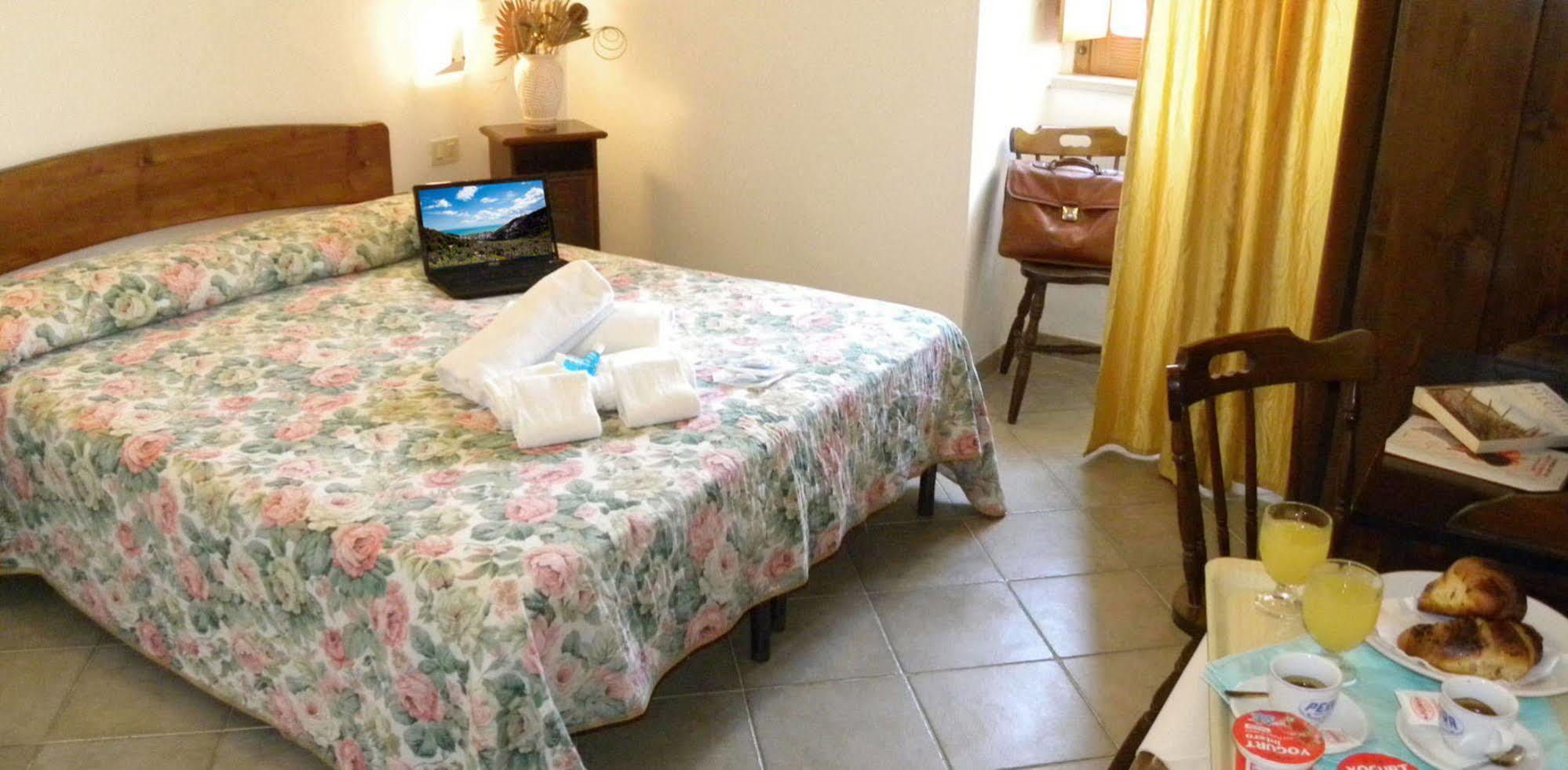Hotel Punta San Francesco Vieste Eksteriør bilde
